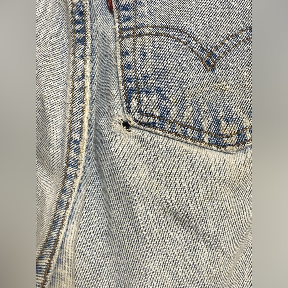 Vintage Levi's 521 Jeans, Womens Size 6S Tapered Leg, MOM Jeans, Acid Washed - Picture 5 of 7